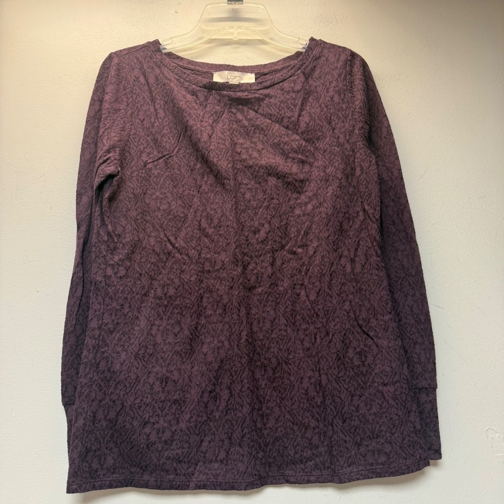LOFT Textured Jacquard Top Women Medium Purple Excellent Button Cuff Long Sleeve